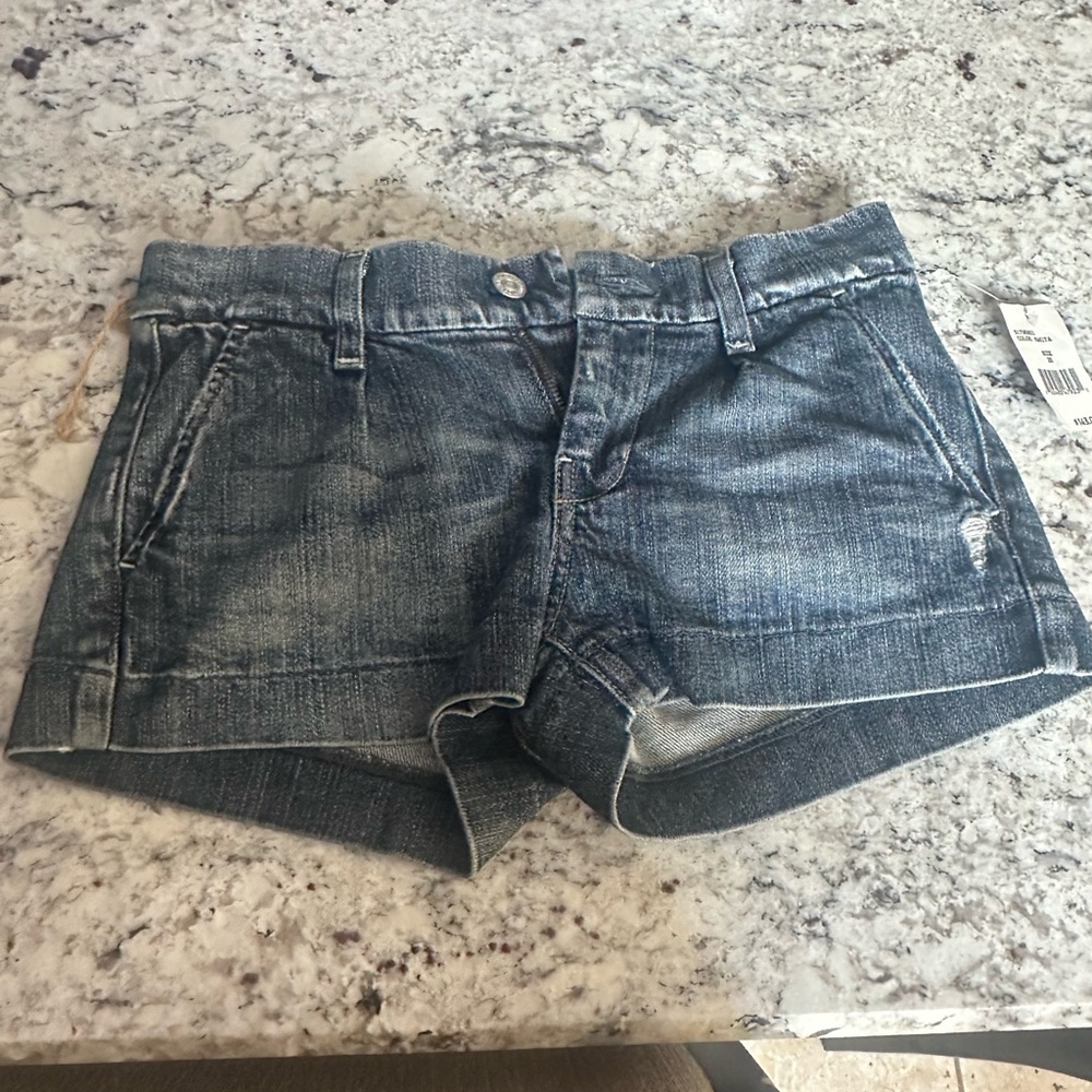 Women’s denim 7 shorts size 25